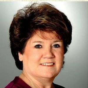 Meet your Posher, Janet